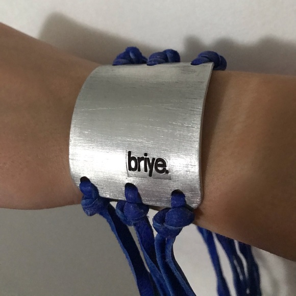Briye blue suede tie bracelet. Cute very Boho. - Picture 3 of 3